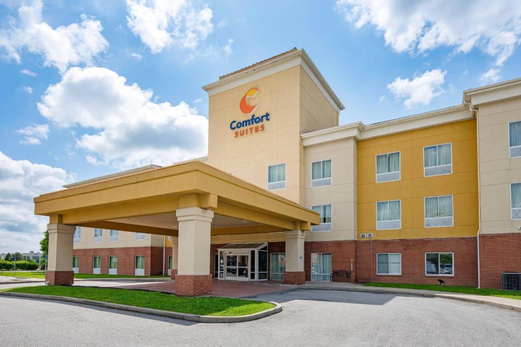 Comfort Suites near Indianapolis Airport, Indianapolis (updated prices