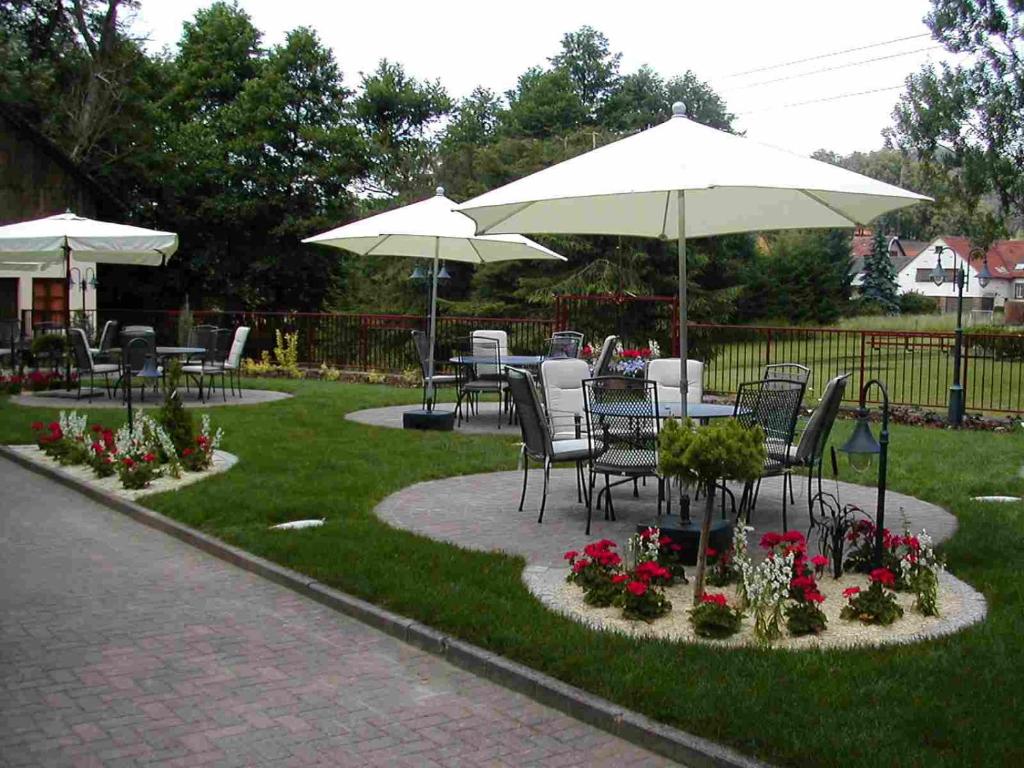 Zahrada ubytování Restaurant A l'Aigle