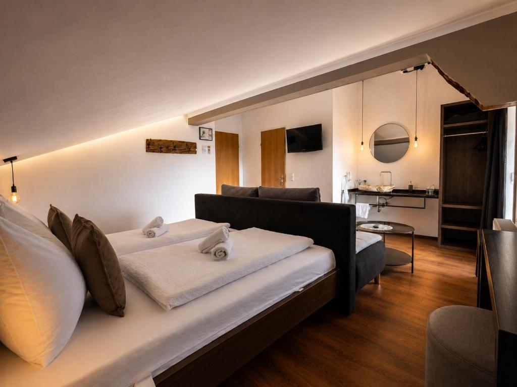 Frühstückspension Bachseitenhof - Deluxe Double Room With Mountain View
