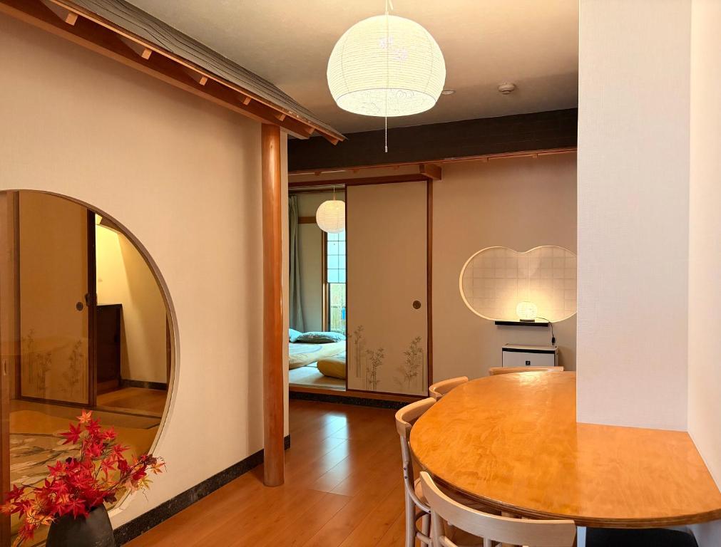 青葉邸-CHIKU-1 Min Walk to Glico and Dotonbori 100sqm 3BR Japanese Residence