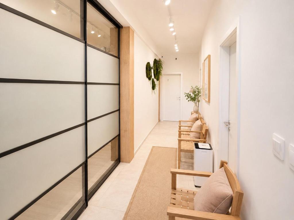 Luna Serene - Gym Rooms