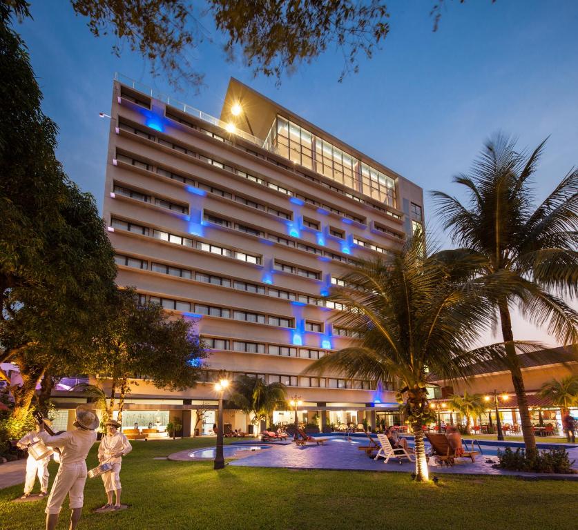 Bazén v ubytování Hotel Cortez nebo v jeho okolí