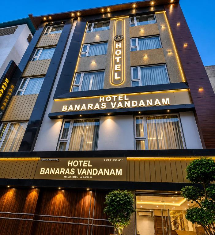 a hotel with a sign that reads hotel bangalore vanderham at Hotel Banaras Vandanam in Varanasi