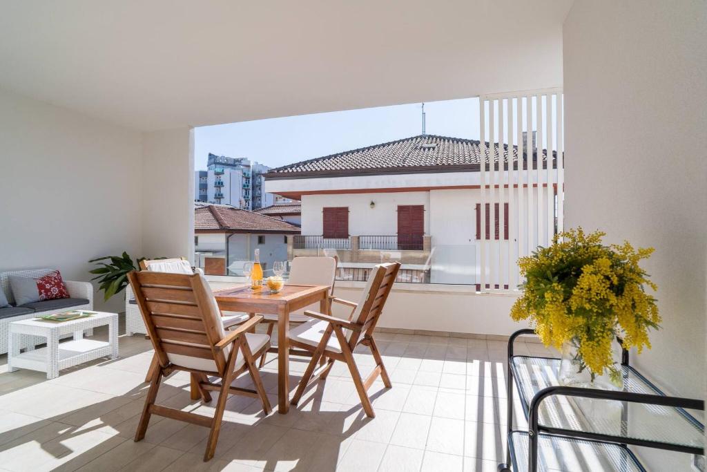 Albamare - Two-Bedroom Apartment