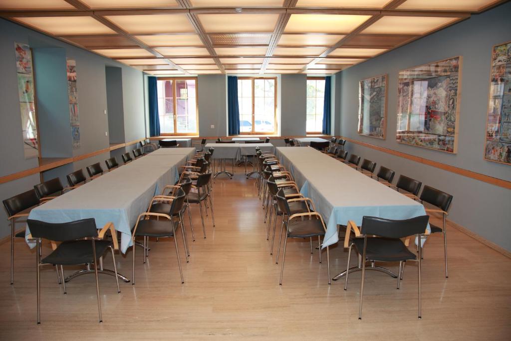 Zona business o sala de conferencias en Hotel Albula & Julier