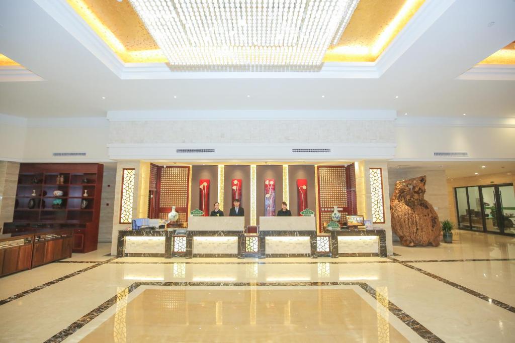Vstupní hala nebo recepce v ubytování New Knight Royal Hotel Airport and International Resort