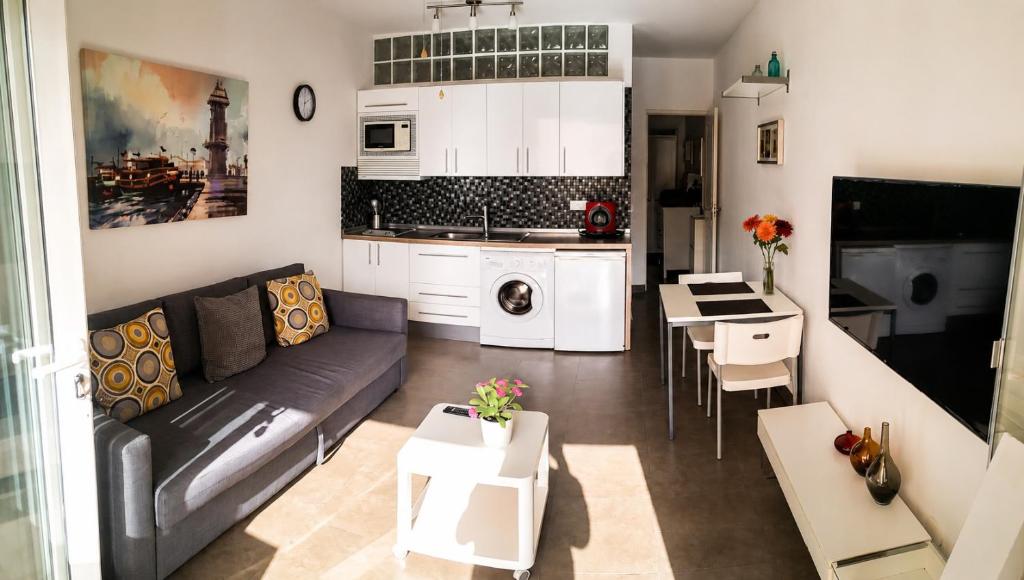 Lovely apartment, great location!