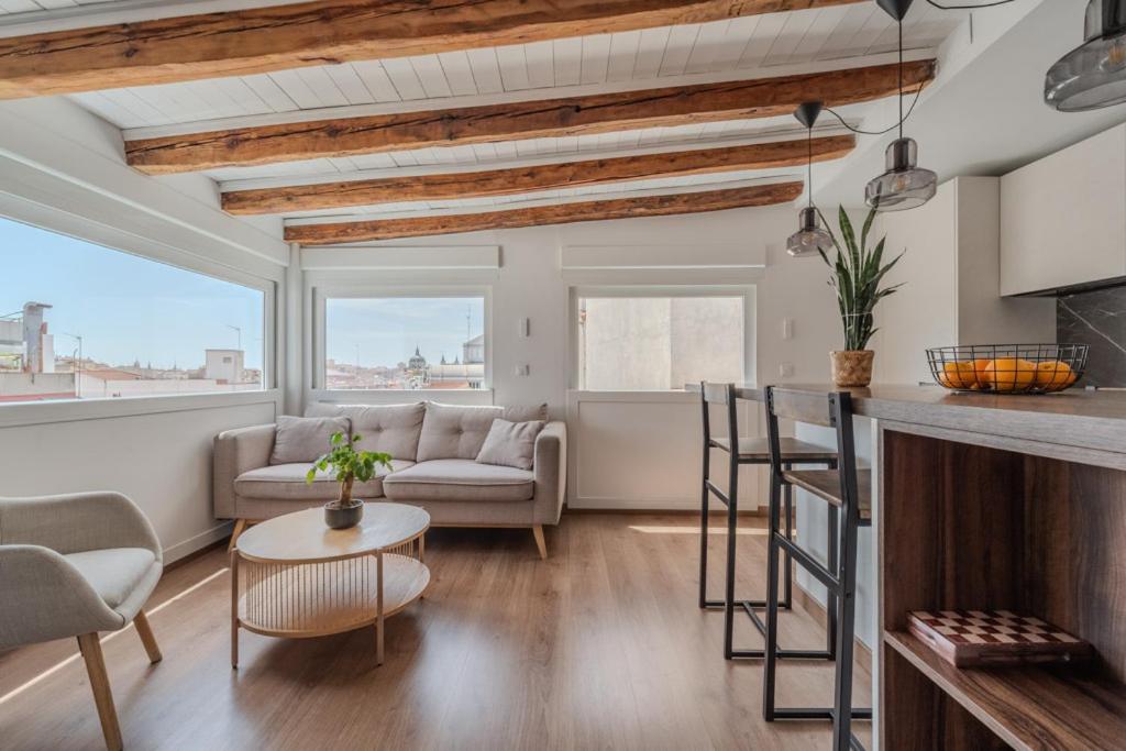 Amazing exclusive penthouse - 2 Bdrs 2 Baths