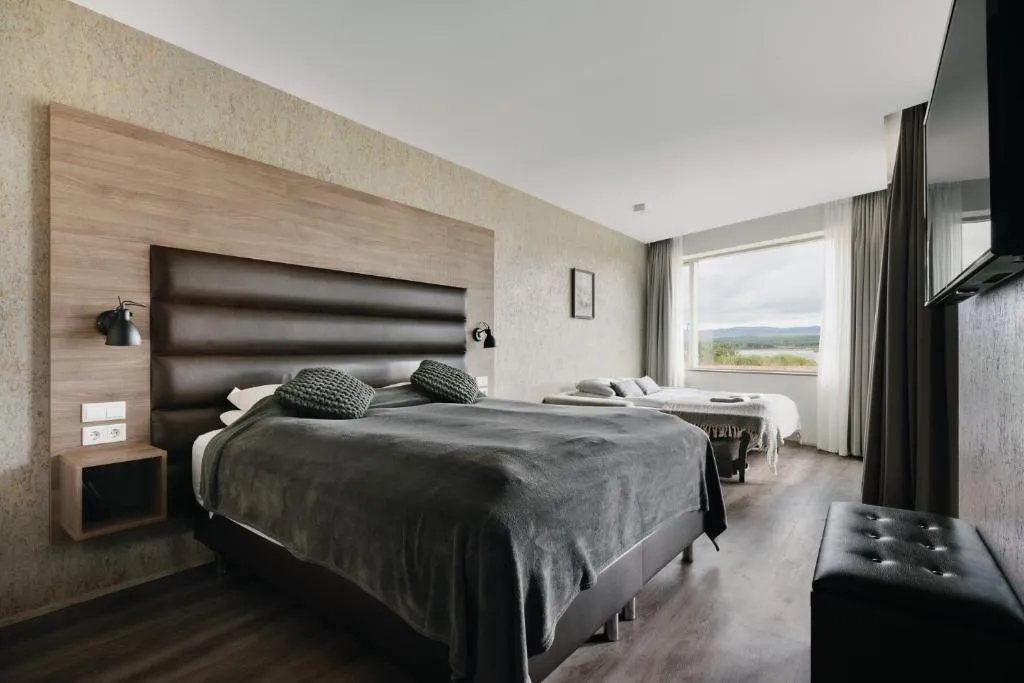 Family Suite with Lake View