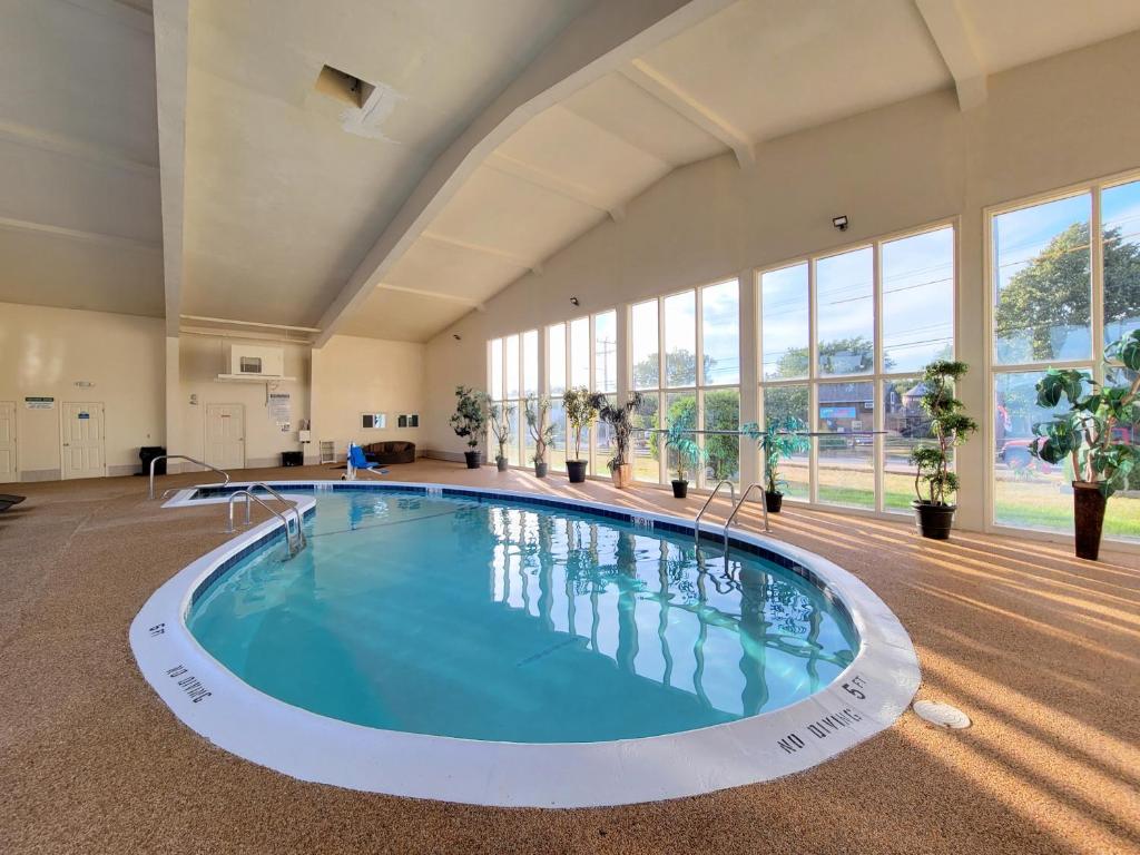 Days Inn by Wyndham - Cape Cod