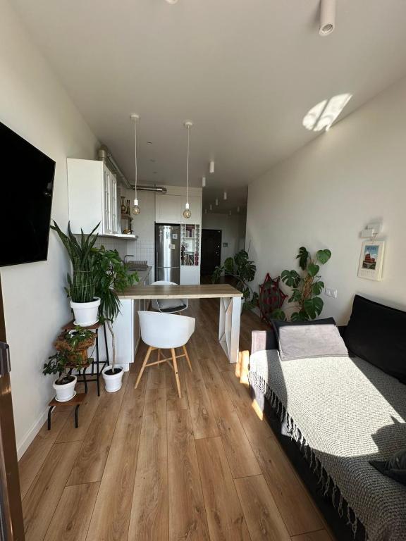 White & Wood apartments by the sea фото 4