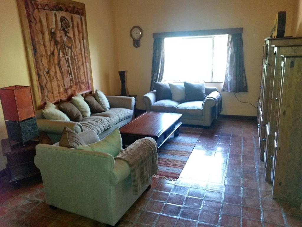 Posezení v ubytování Mwanzo Lodge