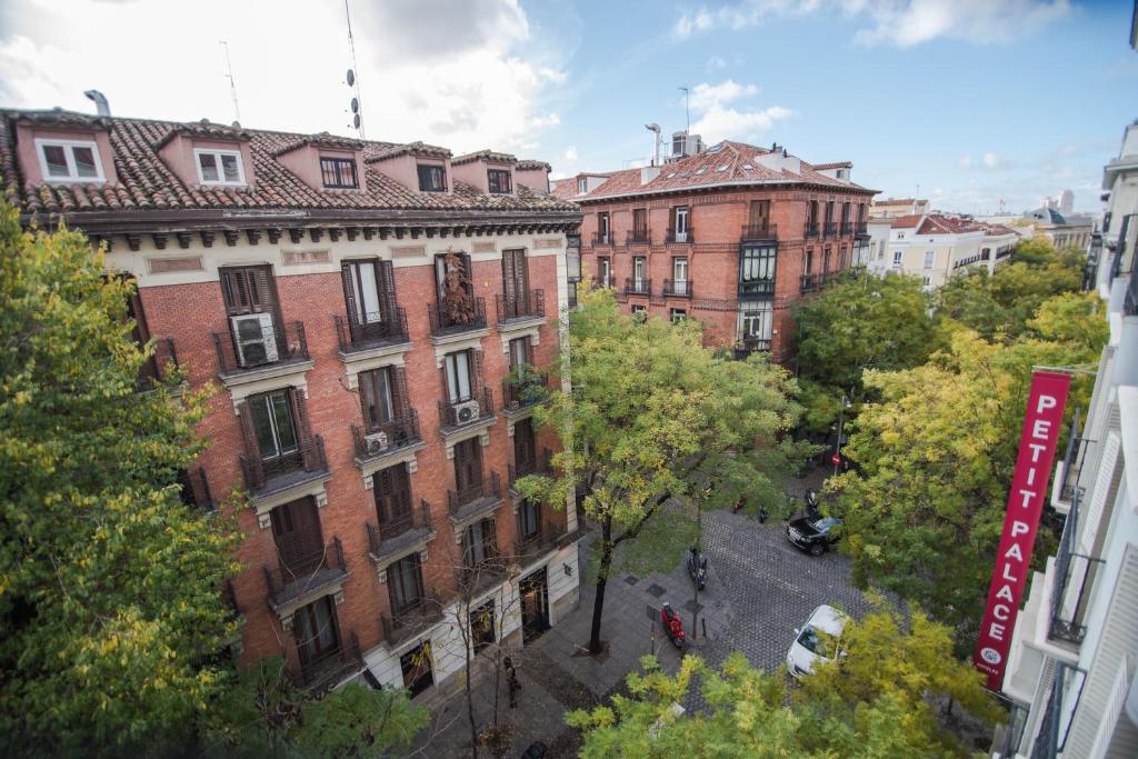 
Superior Double Room with Balcony
