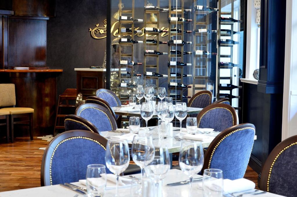 Balmoral Hotel, Belfast - Resim 10