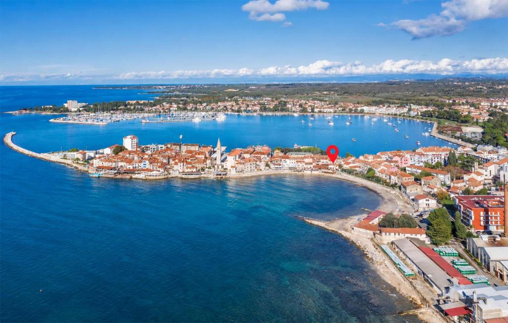 2 Bedroom Awesome Apartment In Umag