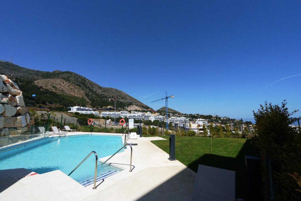 Las Lomas del Higueron - Brand New Apartment