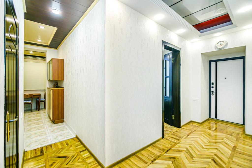 لابی و فضای عمومی CONCEPT Apartment - تصویر ۵