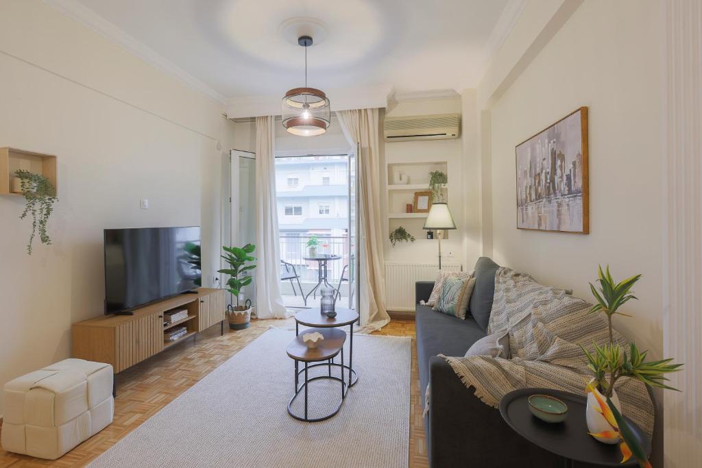 Quiet Corner Penthouse , 3BR Heart of Thessaloniki