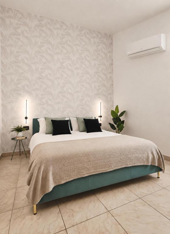 Terrazza del Borgo - Argegno central Lakeview apartment - One-Bedroom House