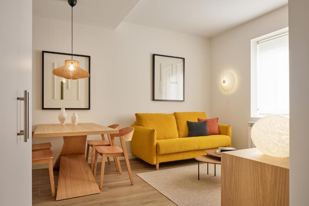 Novelty by FeelFree Rentals