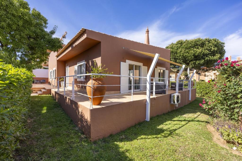 CoolHouses Algarve Luz, Casa das Amendoeiras