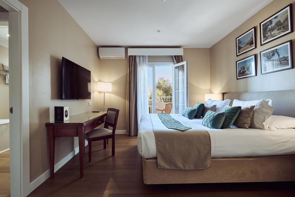 Rock Hotel - 