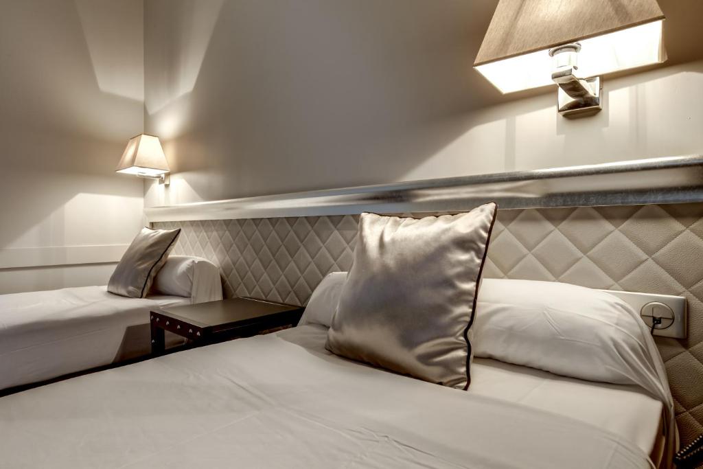 Hotel d'Amiens - Resim 17