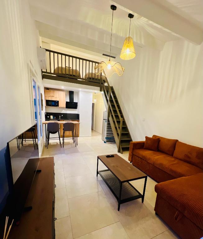 Maison avec Parking - Patio - 4 Personnes - Proche Plage et Wifi