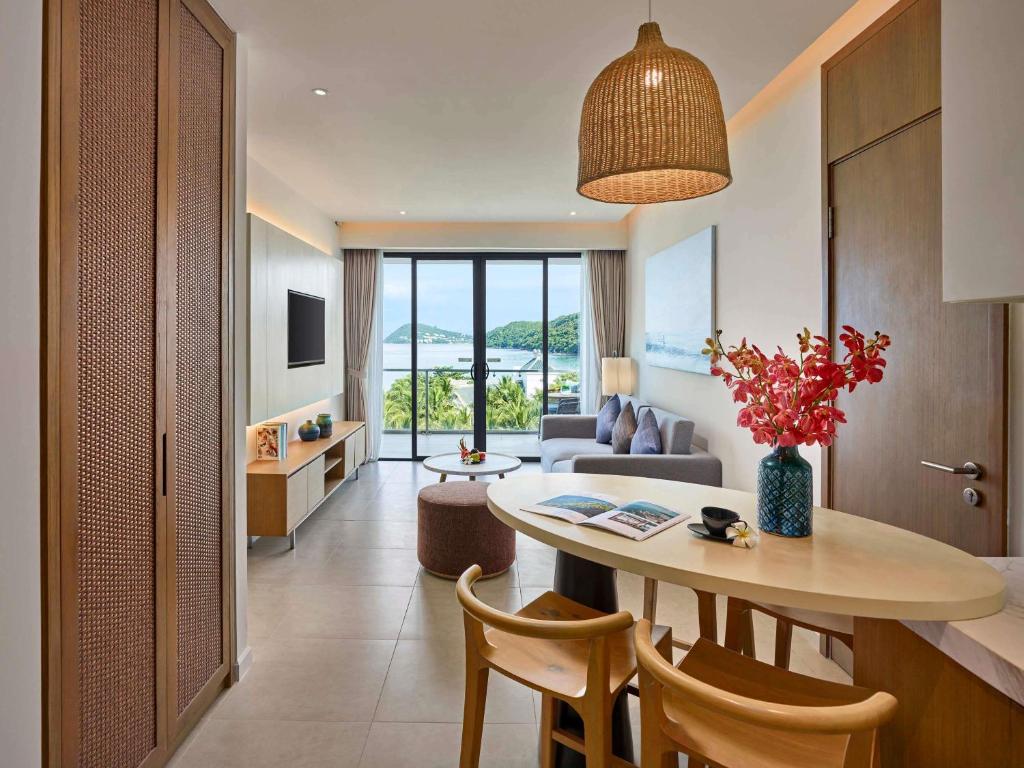 Premier Residences Phu Quoc Emerald Bay Managed by Accor - Two-Bedroom Family Room