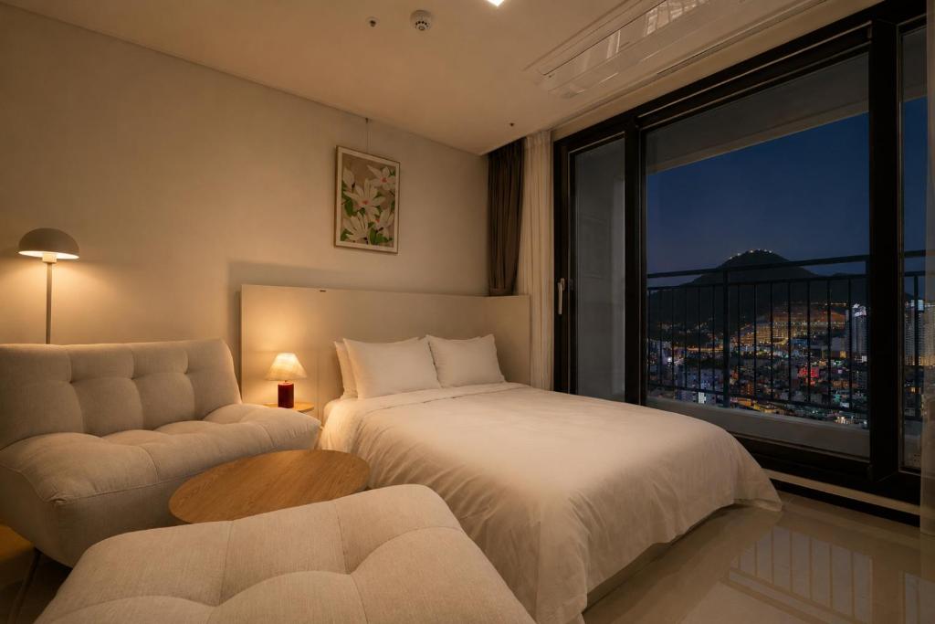 Urbanstay Busan Cityhall - 