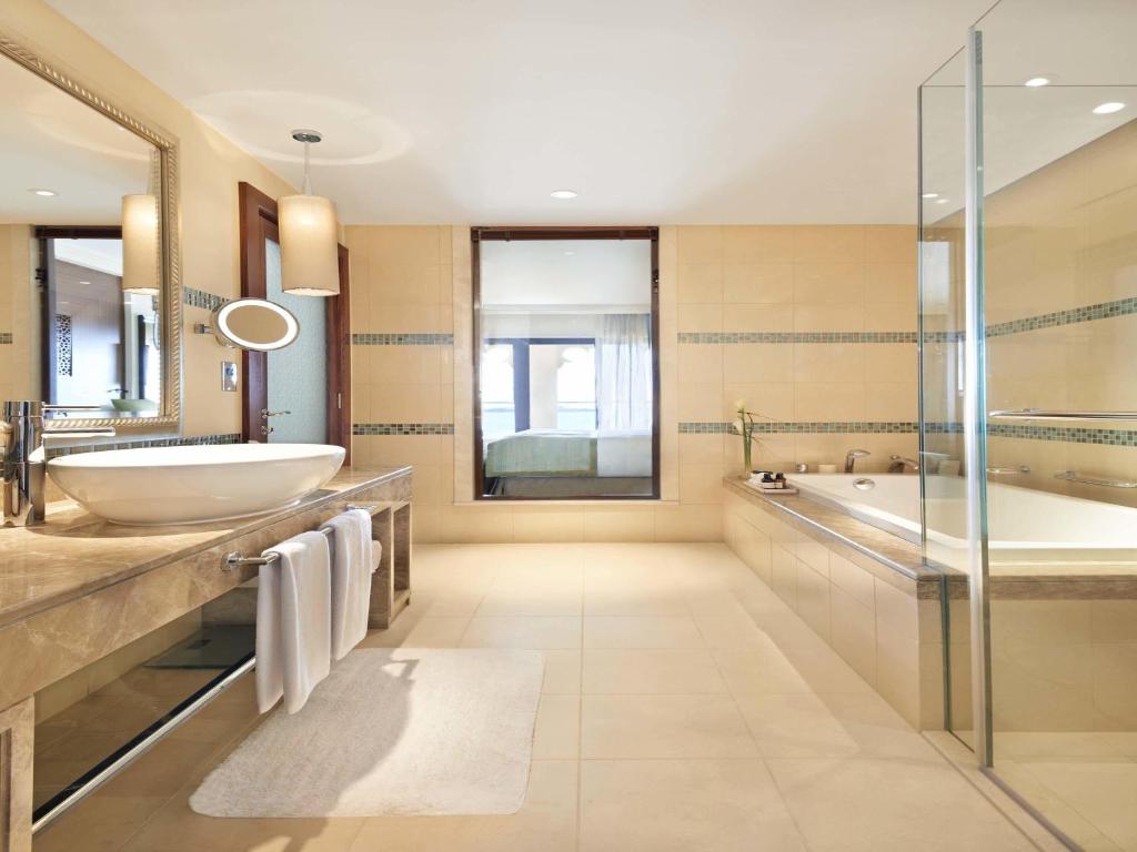 Fairmont The Palm - 