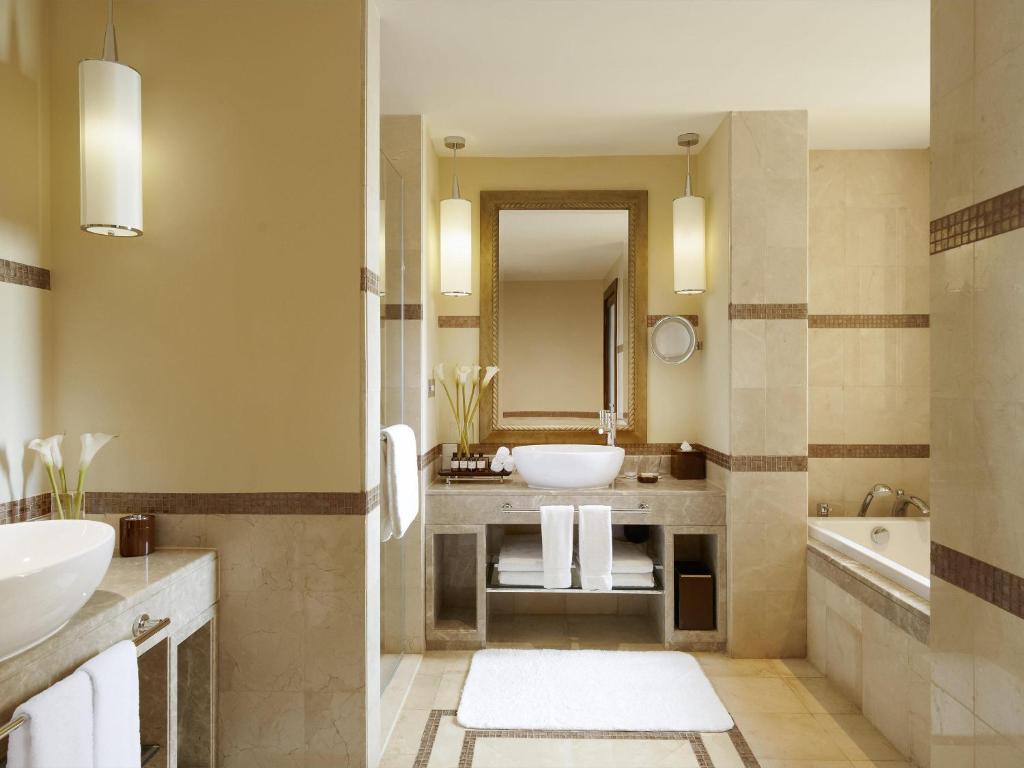 Fairmont The Palm - 