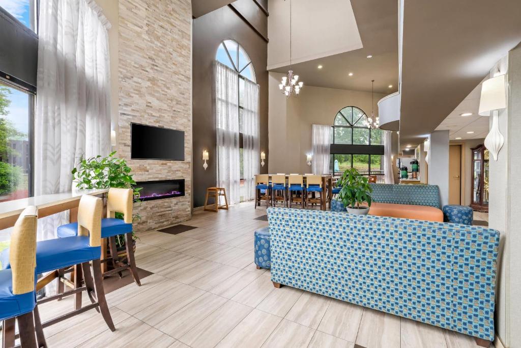 Quality Inn Fort Mill near Carowinds Blvd photo