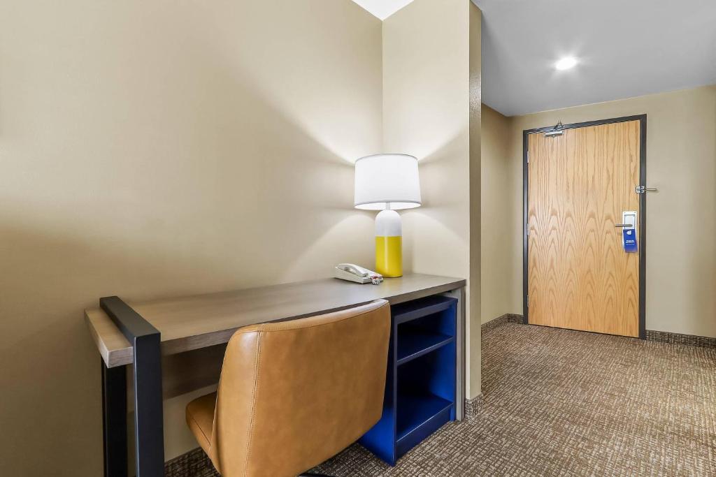 Comfort Suites El Paso West - キングスイート