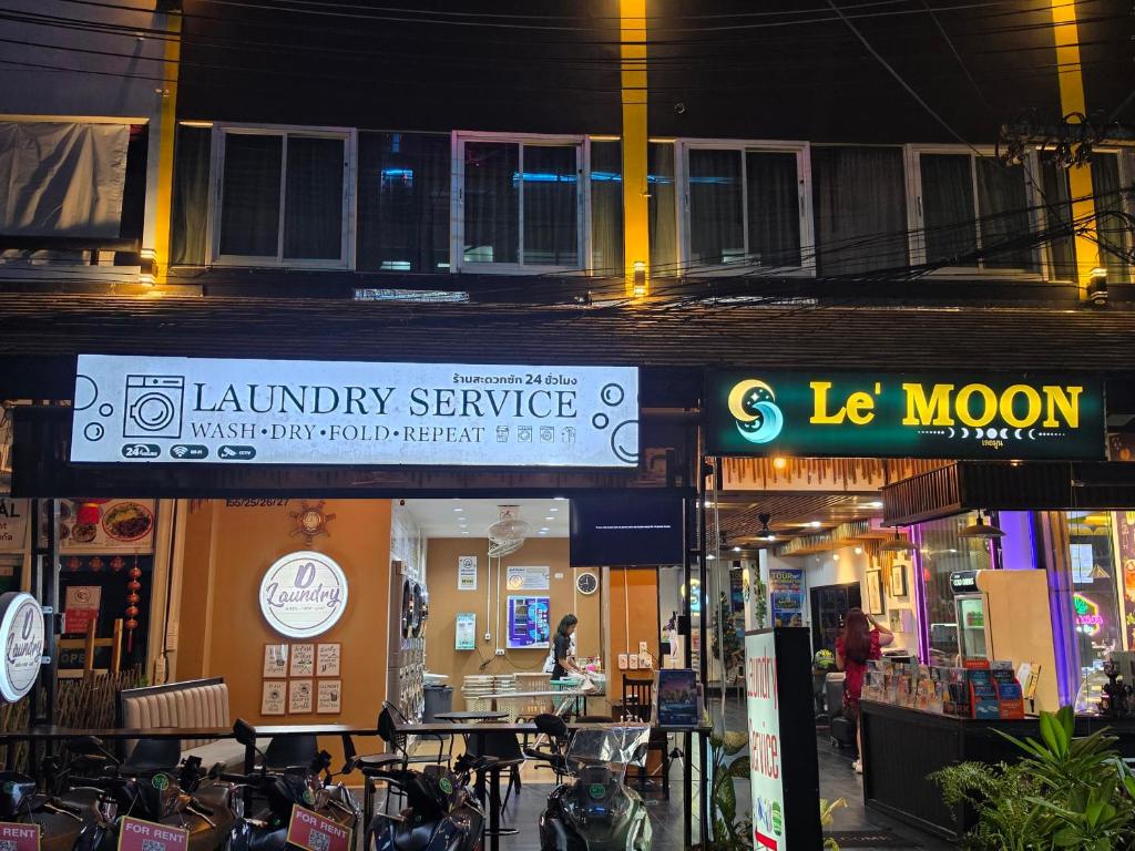 Le Moon در پوکت