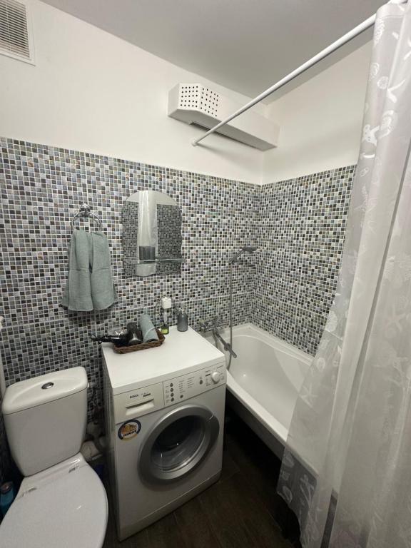 Max Apartment ЧАЙКА Aвтостанція Затишок та Комфорт фото 3