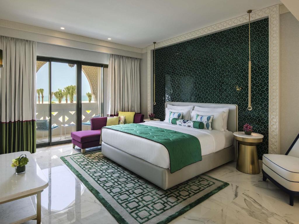 One Bedroom Suite Pool Access