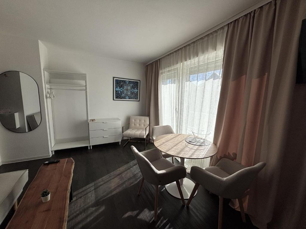 LEO Apartments - Standard Studio