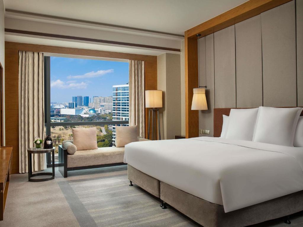 Pullman Haining - 