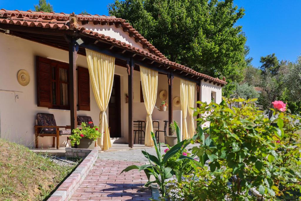 F & B Summer Collection - Skiathos Maistrali for 2