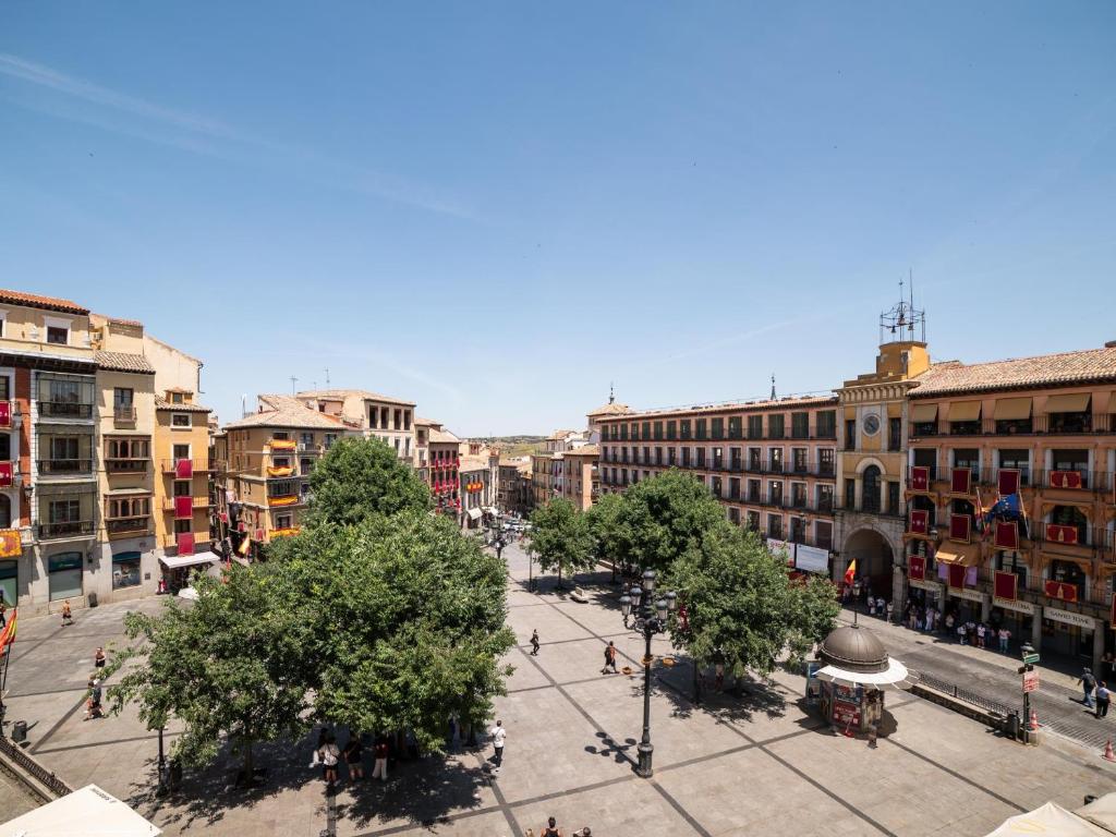 Suite Deluxe con vistas a Plaza de Zocodover 3