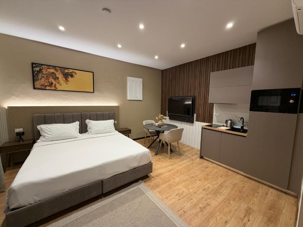Brianza Home