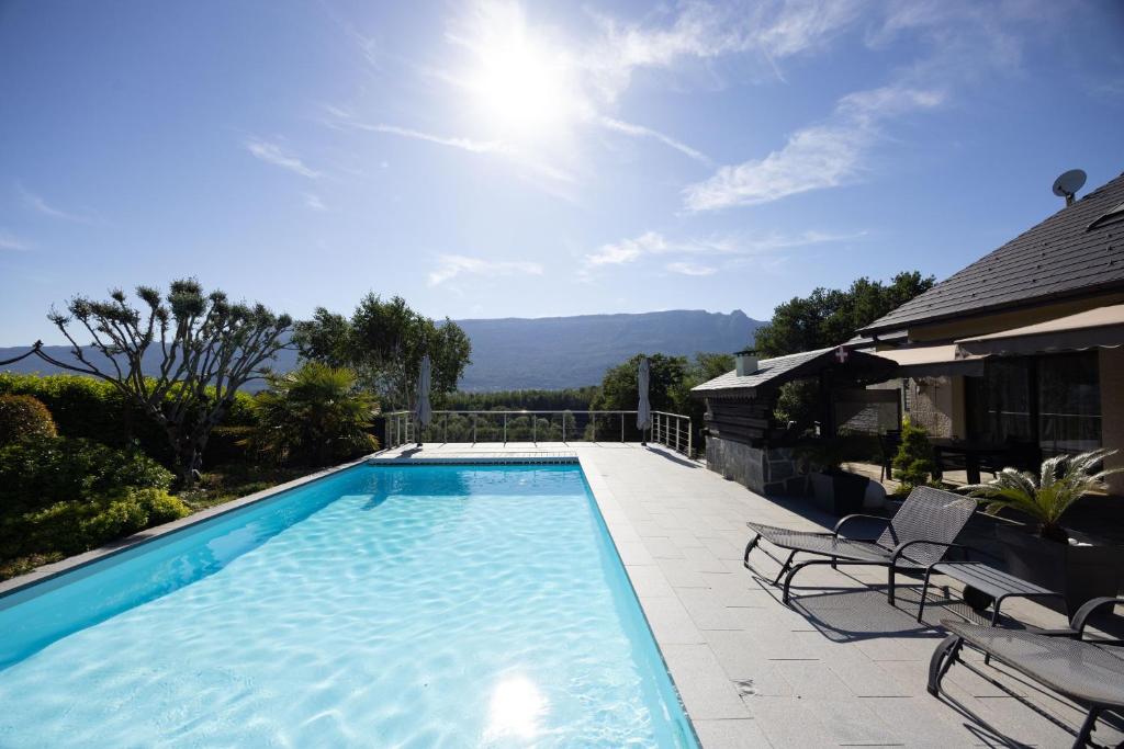 Gîte Le Rêve, Entre Lac Et Montagne - Housity