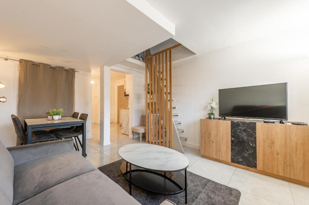 SmartStay Lake Centre Annecy