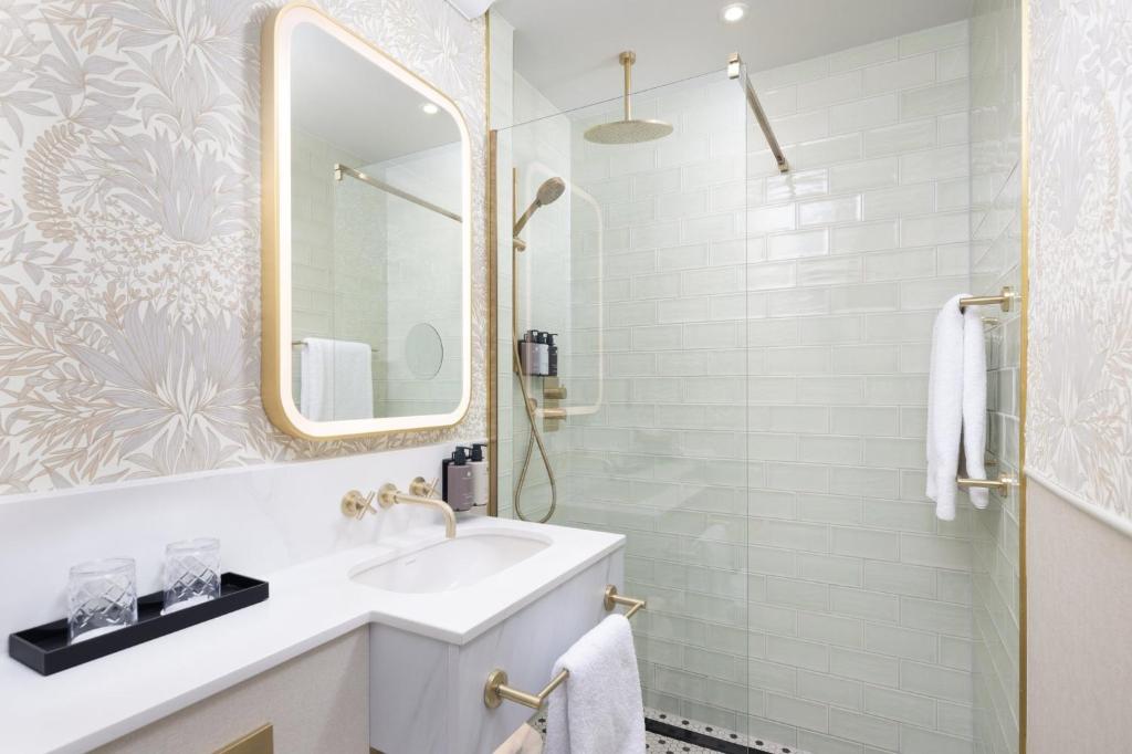 The Welbeck Hotel by IHG photo