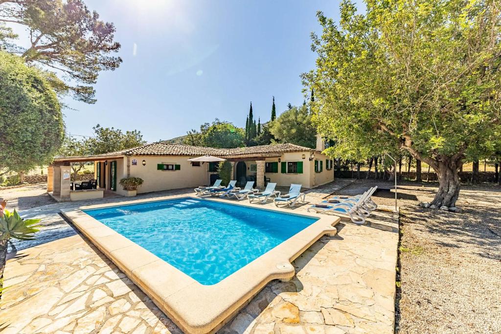 Villa Vilar de Baix by Sealand Villas