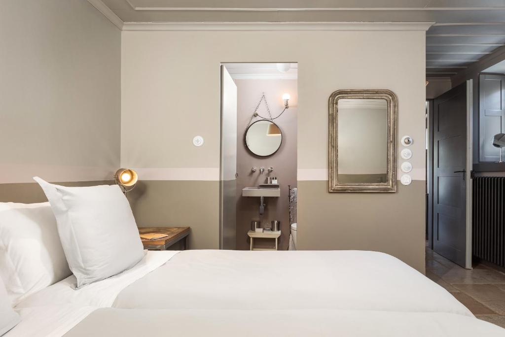 Travel Proud Sustainability certification Apeiros Chora Hotel - Suite Familiare