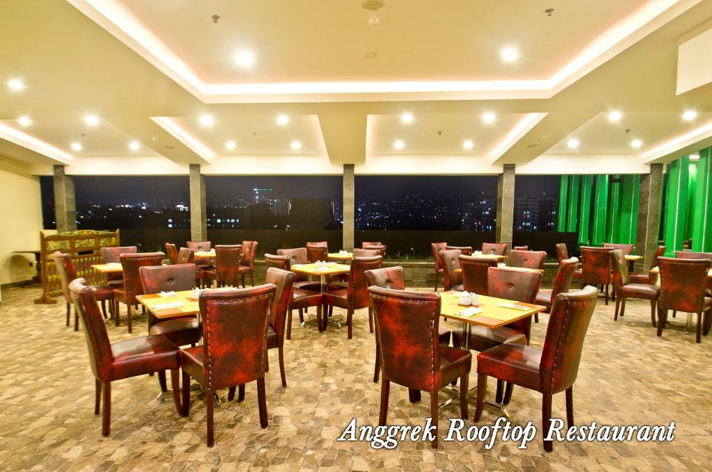 Posezení v ubytování Green Batara Hotel