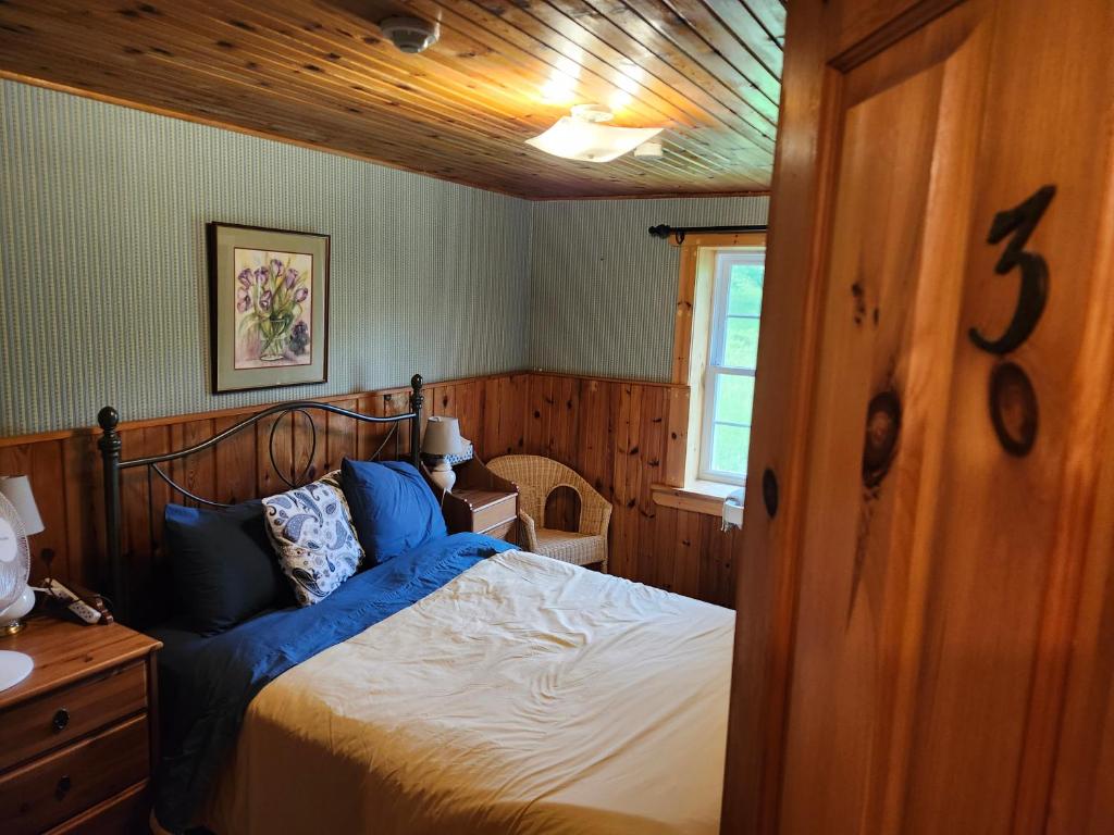Auberge Schweizer - Camera Doppia Con Bagno Condiviso