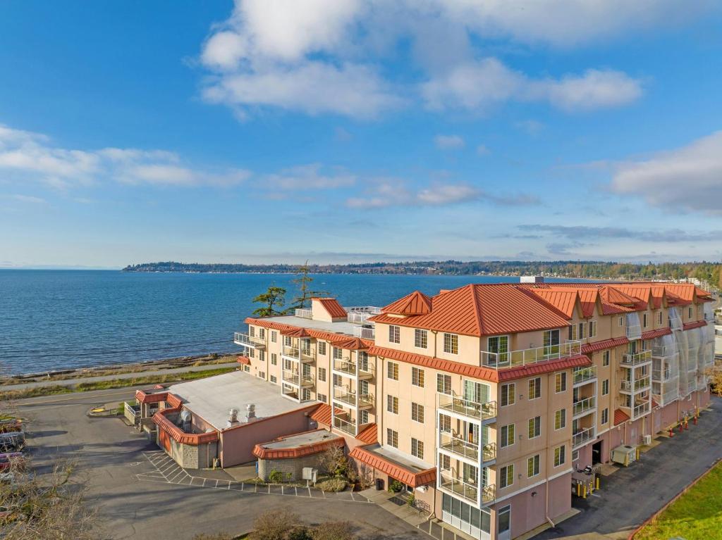 an aerial view of a building next to the water at WorldMark Blaine in Birch Bay